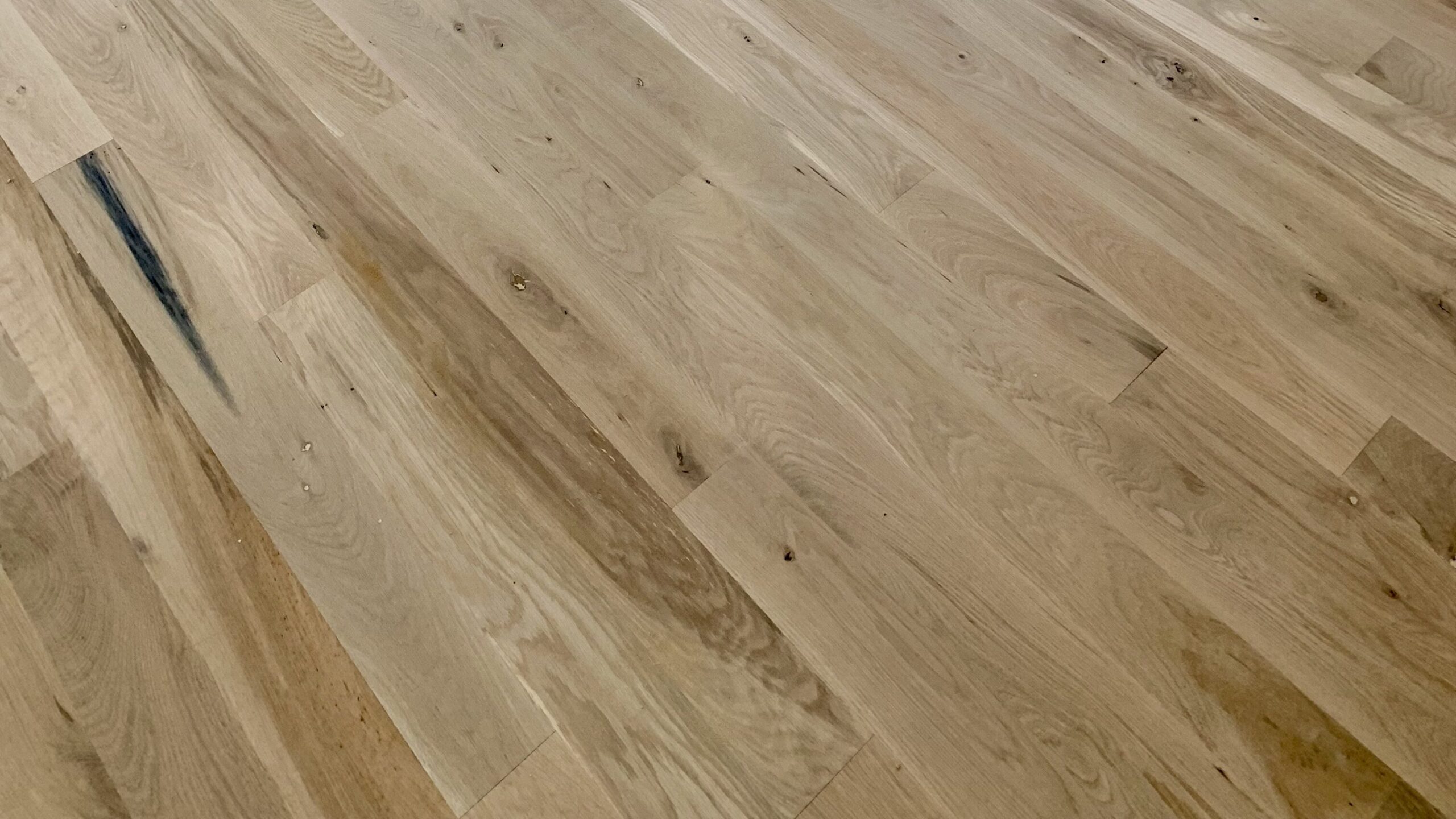 white oak solid unfinished hardwood flooring 4 inch 3/4 thick